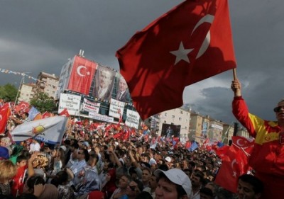 manifestantes-turquia_-e1371589613334-400x281